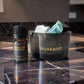 ✔ Met echt bergkristallen en een groene fluoriet&nbsp;
✔ Duurzaam &amp; eindeloos navulbaar
✔ Luxe cadeauverpakking inbegrepen

Breng een verfijnde en rustgevende sfeer in je interieur met de exclusieve&nbsp;Green Tea geurkristallen van Toussaint Interieur. Deze luxe combinatie van natuurlijke geurstenen, bergkristal en hoogwaardige etherische olie zorgt voor een subtiele, elegante geurbeleving in elke ruimte.

De Green Tea geur staat bekend om haar frisse, zuivere en harmonieuze karakter. De verfijnde mix 