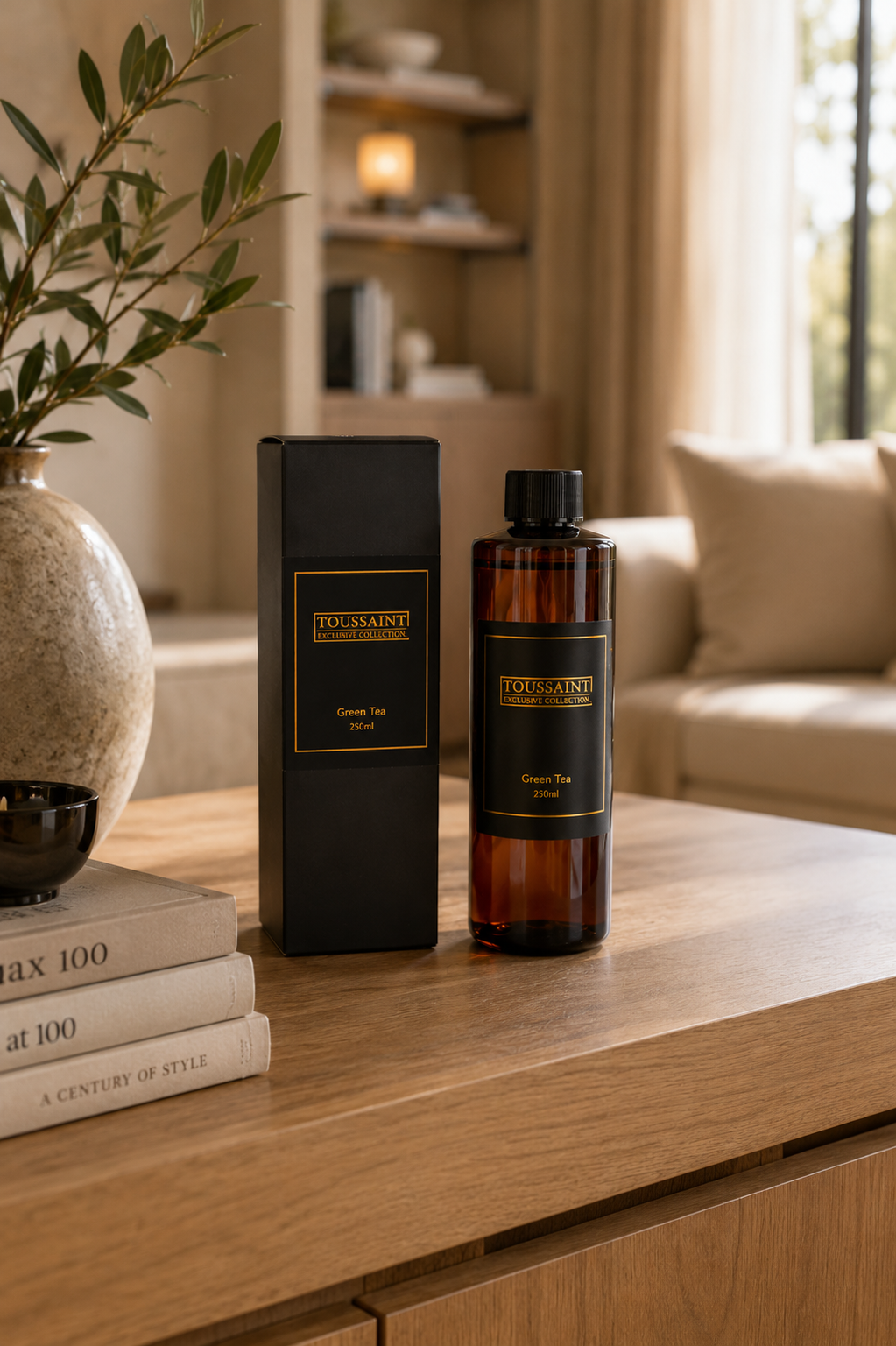 Navulling Geurstokjes Green Tea 250ML | Toussaint Interieur
Navulling geurstokjes – Green Tea

Met deze 250 ml navulling geurstokjes geniet je extra lang van jouw favoriete Toussaint Interieur geurverspreider. De navulling wordt geleverd met nieuwe geurstokjes voor een optimale geurbeleving.

De Green Tea geur is fris, licht zoet en ontspannend. Perfect om rust, balans en een frisse sfeer in huis te creëren. Hoe meer geurstokjes je gebruikt, hoe sterker de geur zich verspreidt.

Geurnoten
Groene thee • Berg