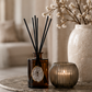 ✓ Tot 6 maanden geur
✓ Navulbaar &amp; duurzame keuze
✓ Echte bergkristal (exclusief design)
✓ Luxe cadeauverpakking

Breng direct een warme, luxe geur in huis met deze exclusieve amber geurstokjes.&nbsp;De combinatie van frisse bergamot, zachte jasmijn en warme amber &amp; musk zorgt voor een rustgevende, hotelachtige sfeer die tot wel 6 maanden blijft hangen.

Dankzij het echte bergkristal is dit niet alleen een geurproduct, maar ook een stijlvolle eyecatcher in je interieur.

Geurnoten: 🍋 Fris: Bergamot