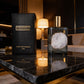  Verrijkt met echte bergkristal
✔︎ Langdurige geurbeleving&nbsp;
✔︎ Perfect als geschenk of luxe interieuraccessoire

Breng sereniteit en verfijning in huis met Toussaint Interieur Exclusieve Green Tea Parfum. Geniet van een lichte, frisse en harmonieuze geur die een gevoel van rust en innerlijke balans brengt. Deze exclusieve interieurparfum combineert frisse topnoten met een subtiel bloemig hart en een zachte, warme basis voor een tijdloze geurbeleving.

De sprankelende topnoten van groene thee en bergamo